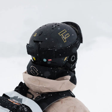 kask narcirski flaxta deep space alpha mips action